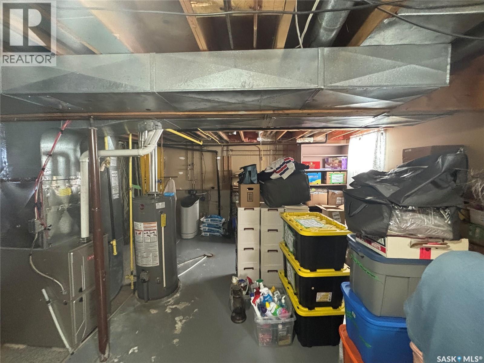 299 9Th Avenue, Broadview, SK - Indoor Photo Showing Basement