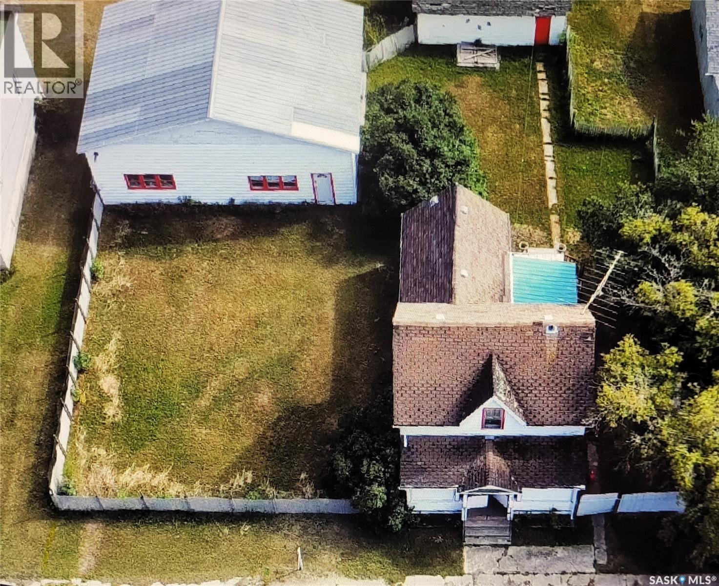 105 Amherst Street, Govan, SK - Outdoor