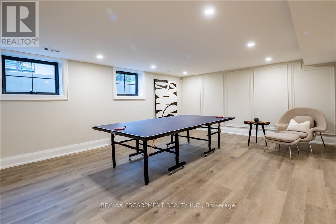 841 Danforth Place, Burlington, ON - Indoor