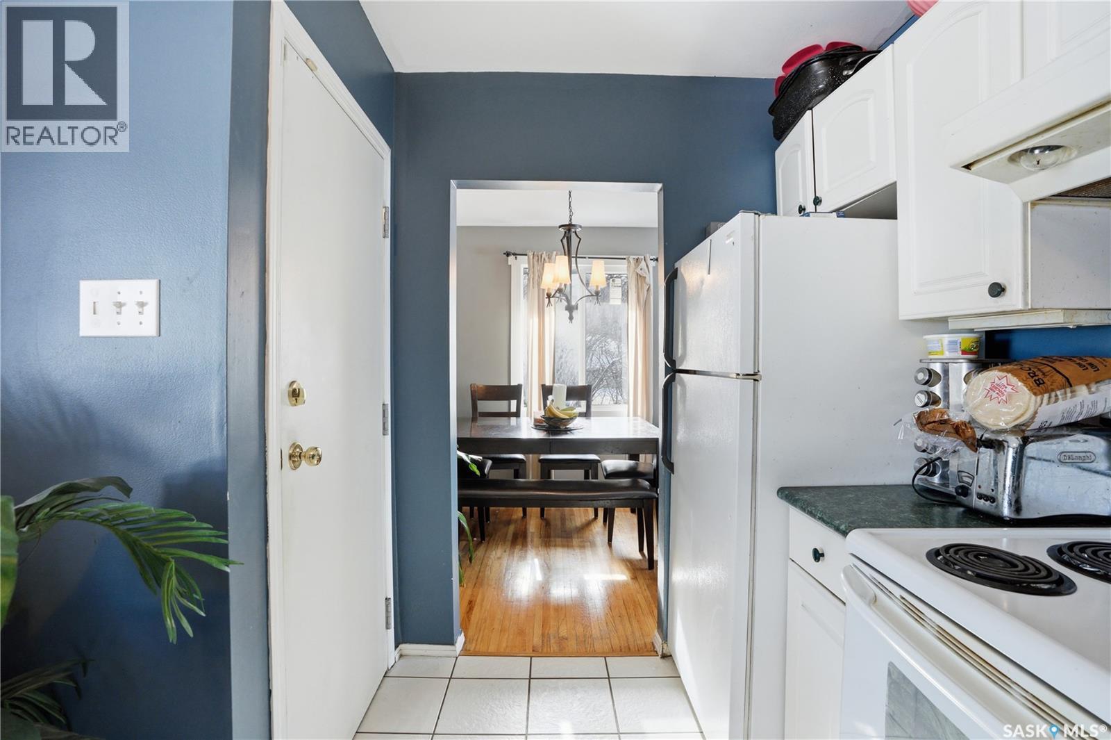 2337 William Avenue, Saskatoon, SK - Indoor Photo Showing Kitchen