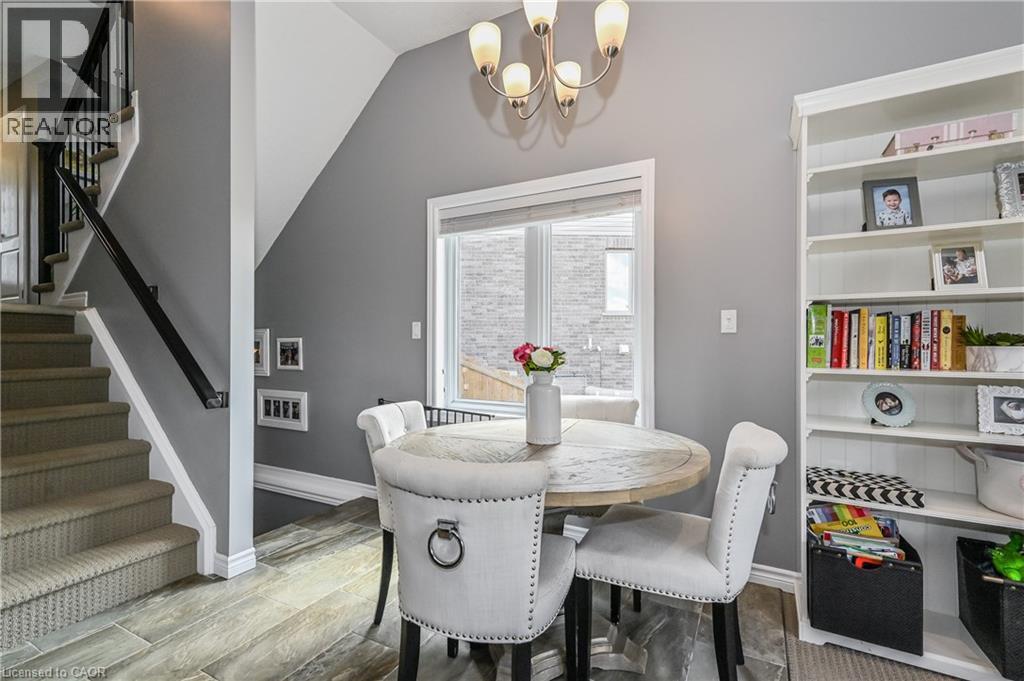 557 Landgren Court Unit# A, Kitchener, ON - Indoor Photo Showing Dining Room