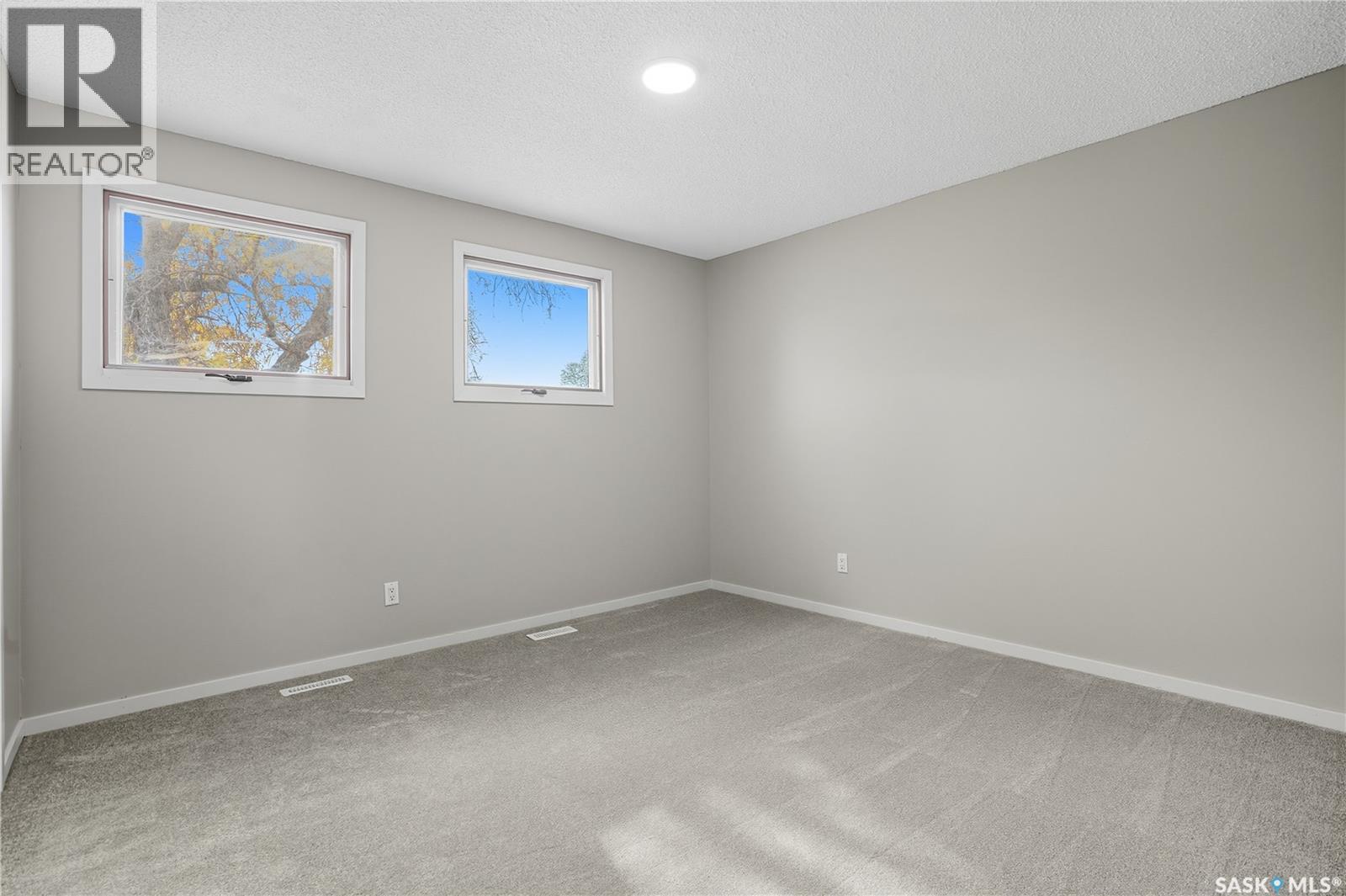 42 Aitken Crescent, Regina, SK - Indoor Photo Showing Other Room