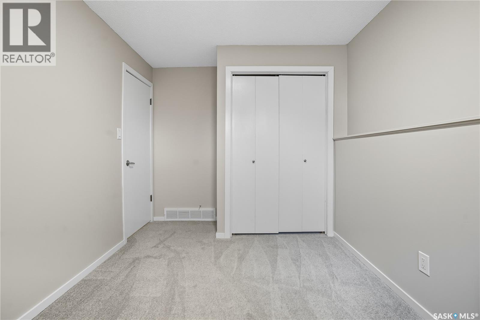 42 Aitken Crescent, Regina, SK - Indoor Photo Showing Other Room