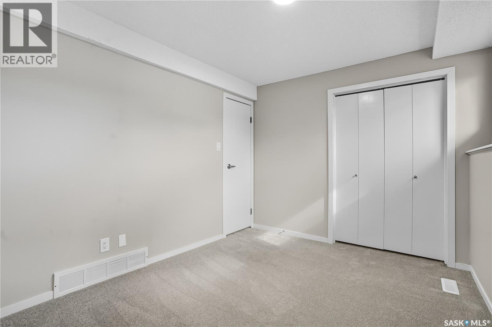 42 Aitken Crescent, Regina, SK - Indoor Photo Showing Other Room