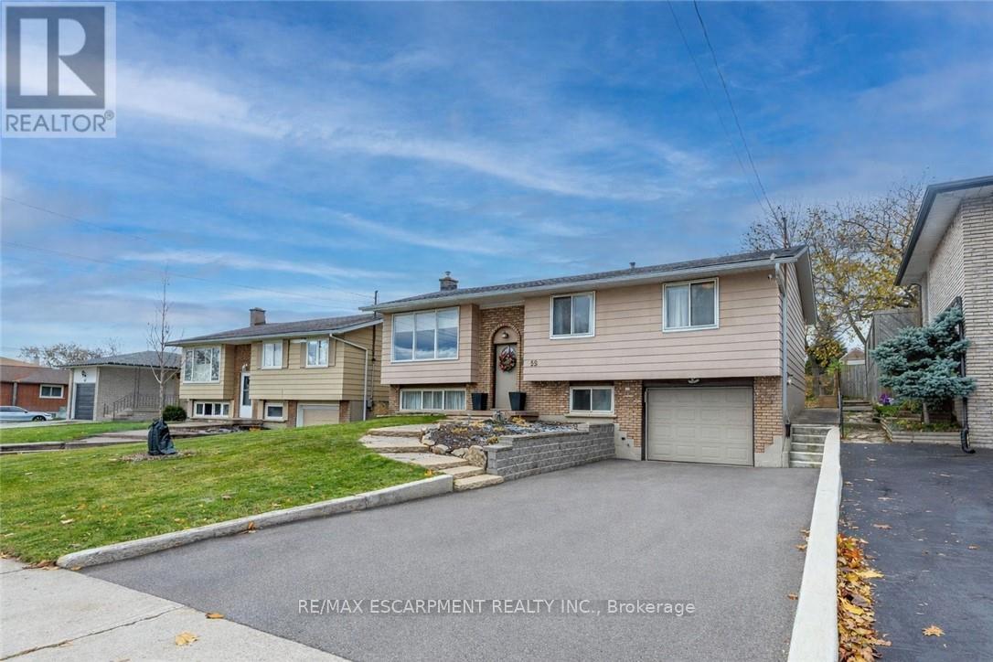 55 Juanita Drive, Hamilton, ON - Outdoor With Facade