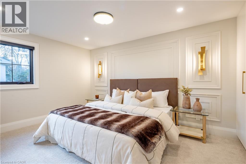 841 Danforth Place, Burlington, ON - Indoor Photo Showing Bedroom
