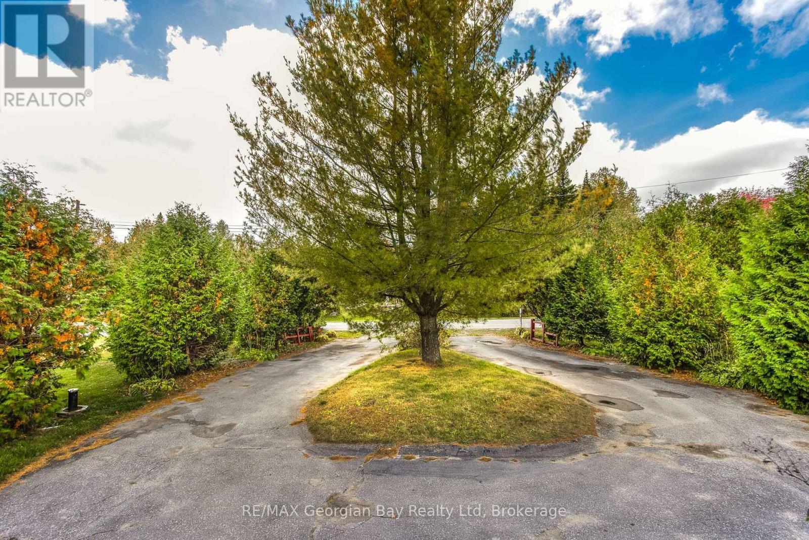 69 Albert Avenue, Tiny, ON - Outdoor With View