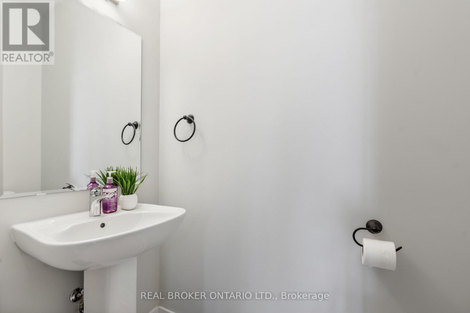 92 William Shearn Crescent, Markham, ON - Indoor Photo Showing Bathroom