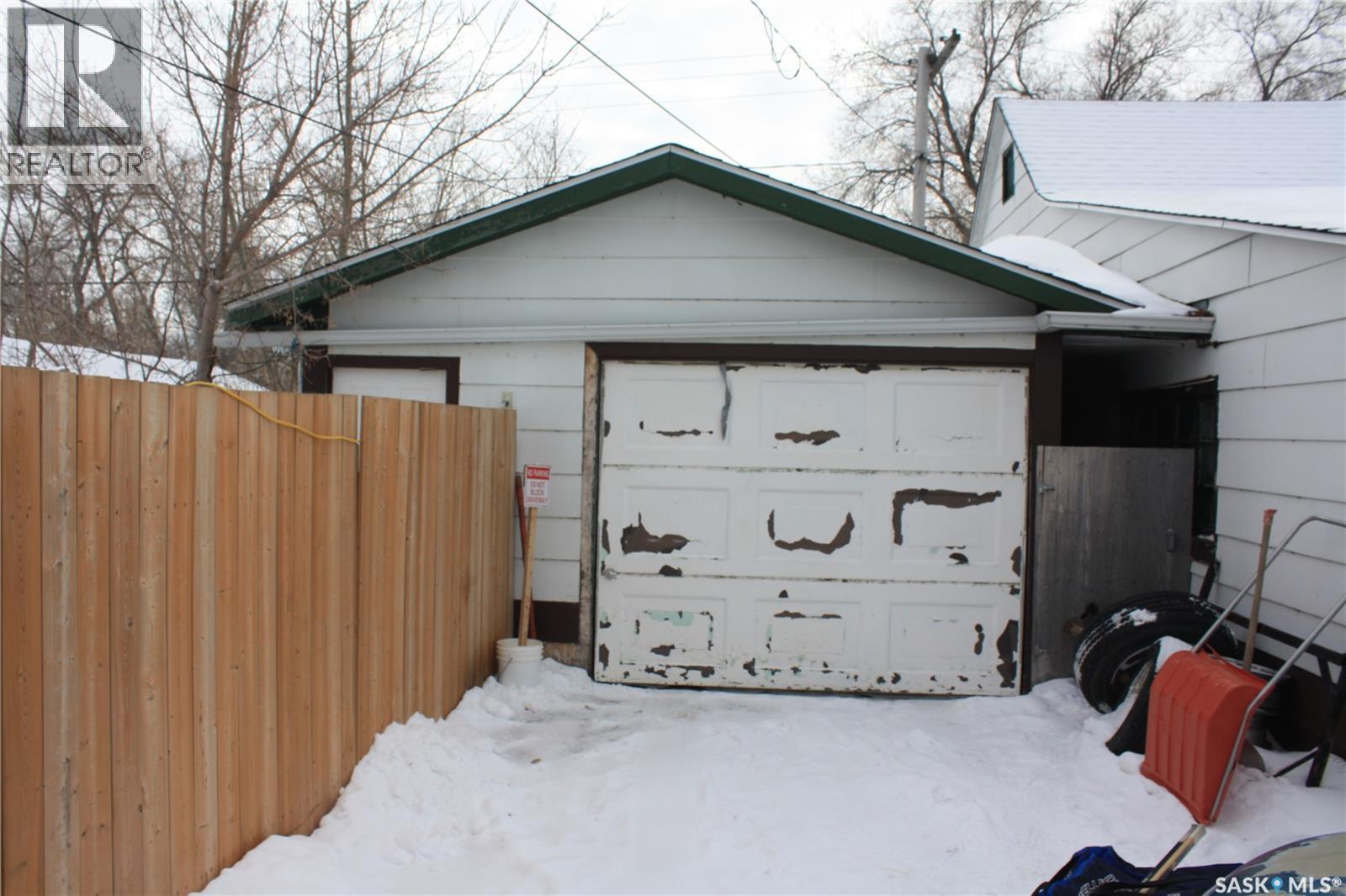 200 3Rd Street, Dundurn, SK - Outdoor With Exterior