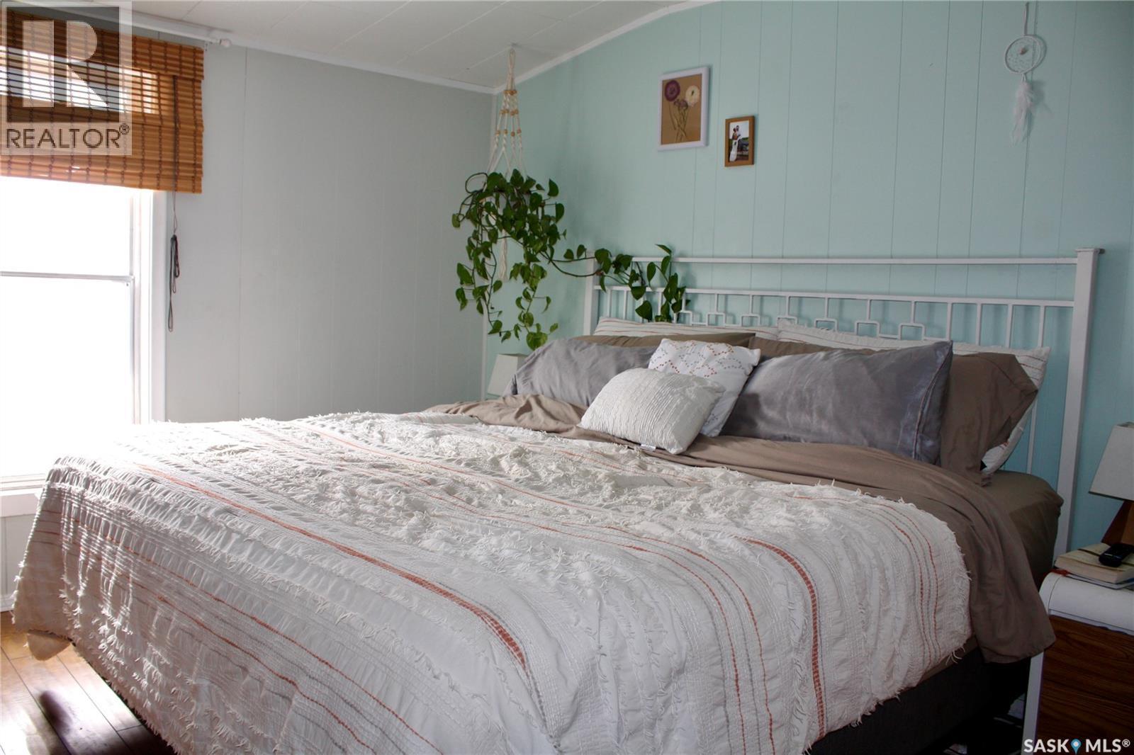 200 3Rd Street, Dundurn, SK - Indoor Photo Showing Bedroom