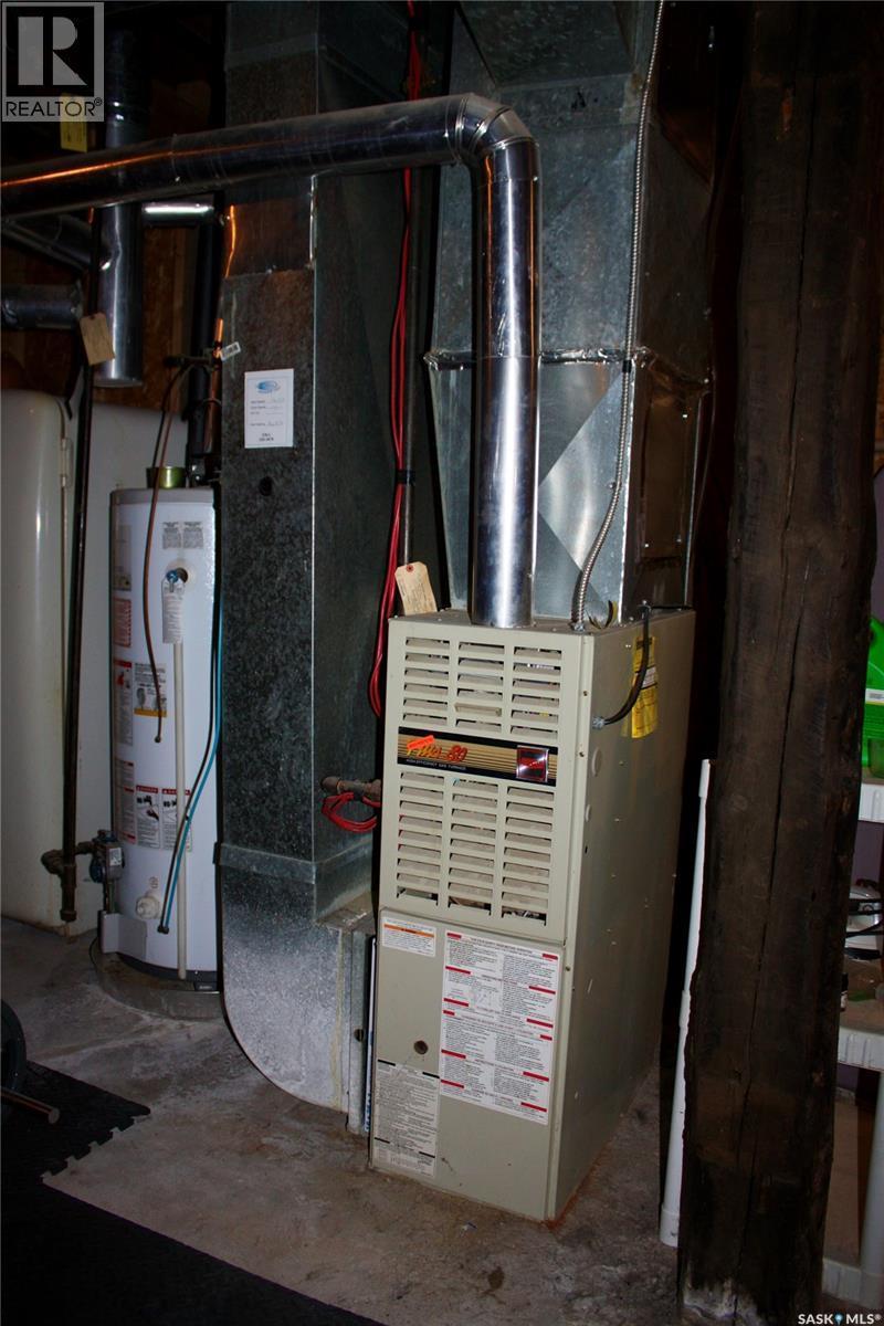 200 3Rd Street, Dundurn, SK - Indoor Photo Showing Basement