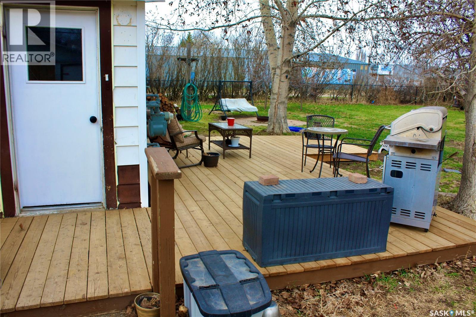 200 3Rd Street, Dundurn, SK - Outdoor With Deck Patio Veranda With Exterior