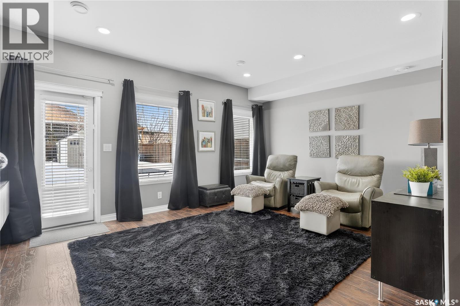 1526 Shepherd Crescent, Saskatoon, SK - Indoor