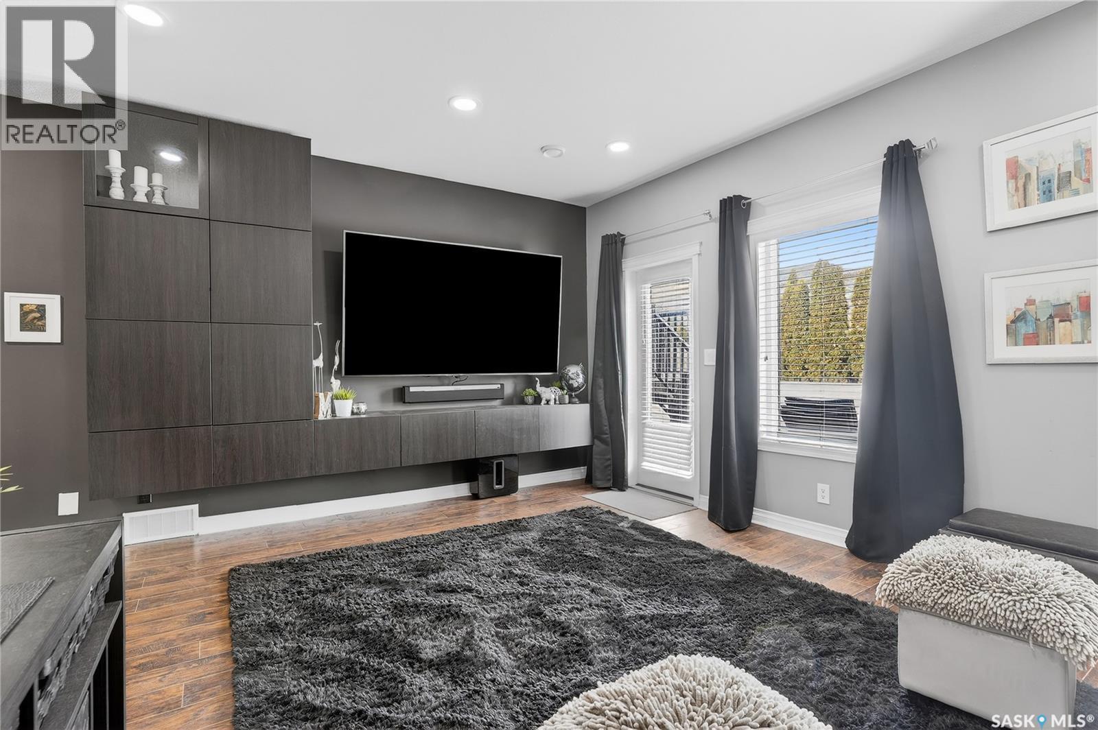 1526 Shepherd Crescent, Saskatoon, SK - Indoor