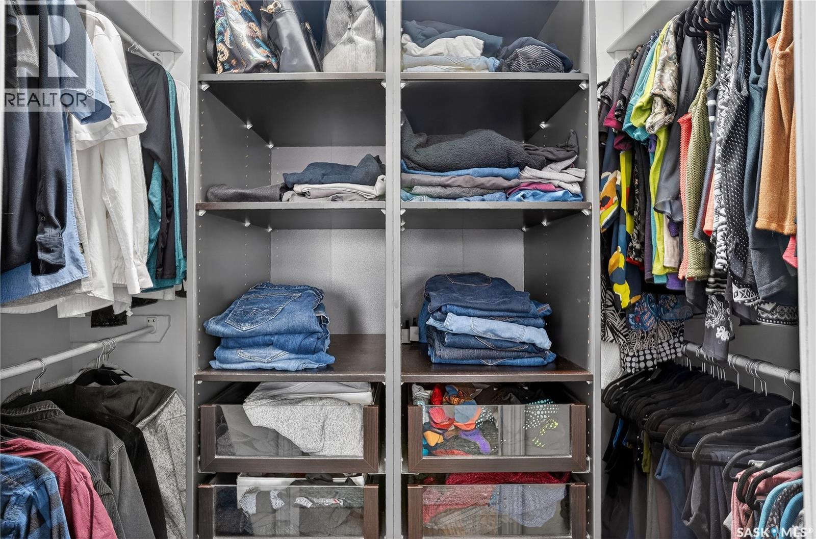 1526 Shepherd Crescent, Saskatoon, SK - Indoor With Storage