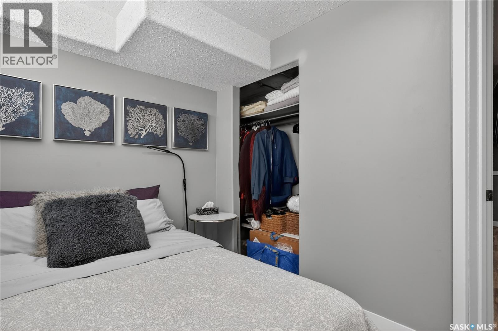 1526 Shepherd Crescent, Saskatoon, SK - Indoor Photo Showing Bedroom