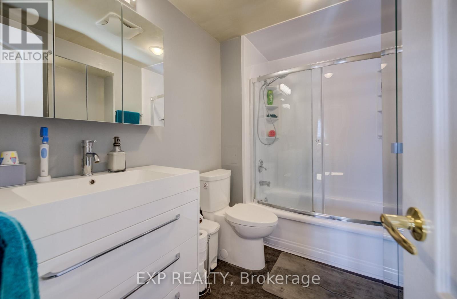 2593 Barcella Crescent, Mississauga, ON - Indoor Photo Showing Bathroom