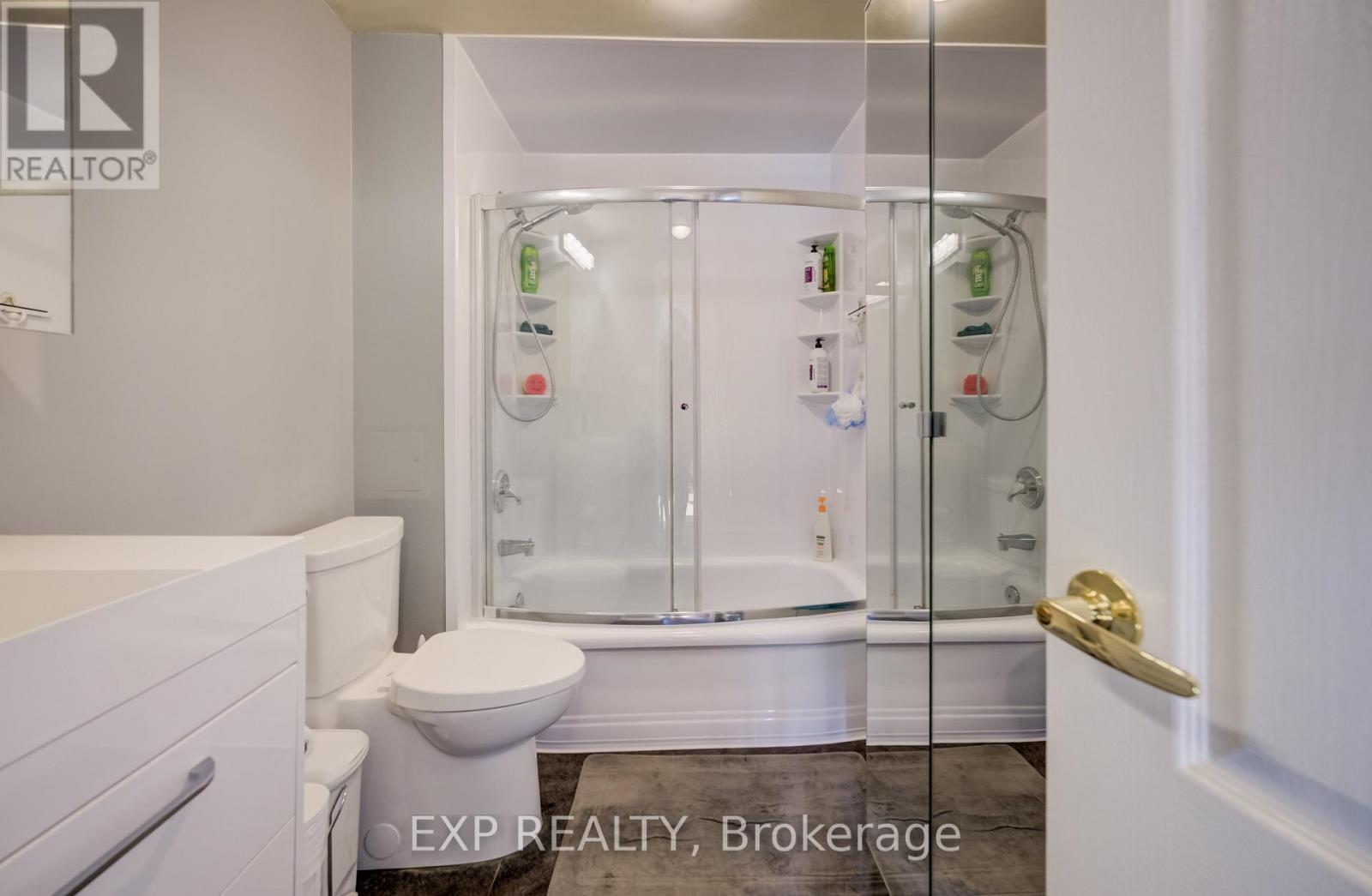 2593 Barcella Crescent, Mississauga, ON - Indoor Photo Showing Bathroom