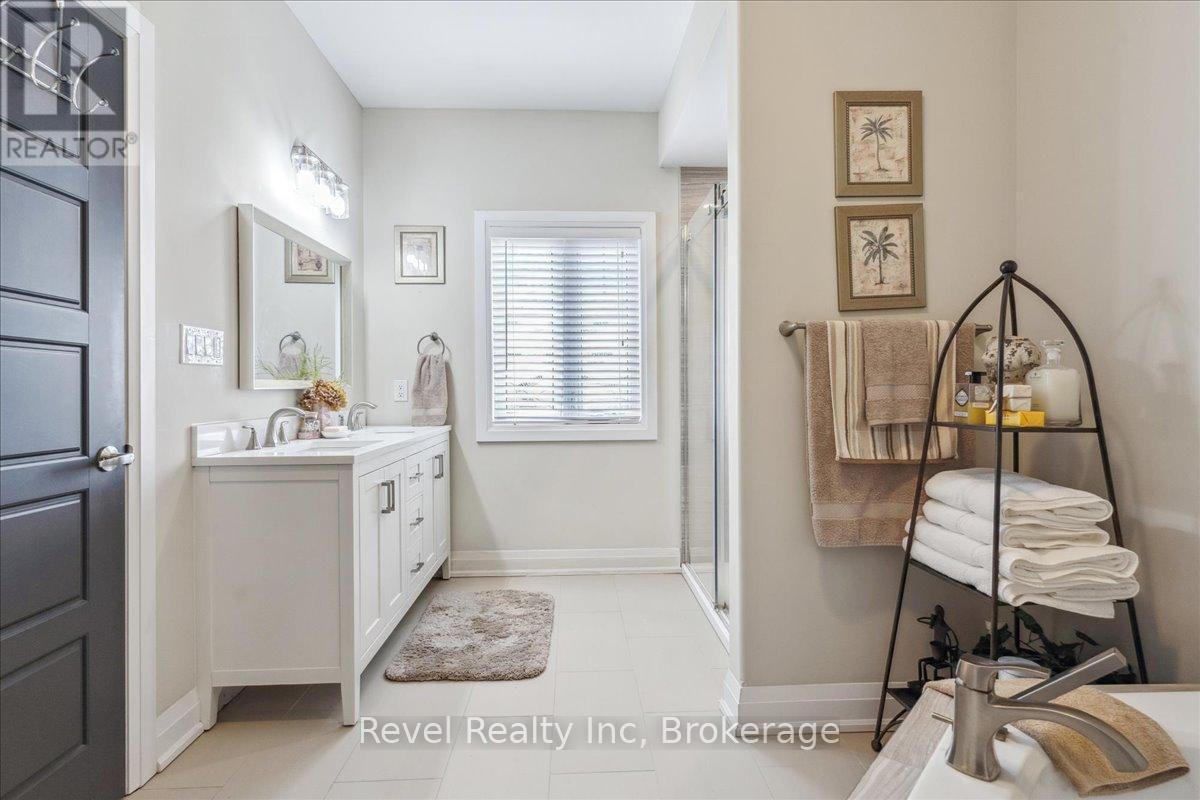 59 Trout Lane, Tiny, ON - Indoor Photo Showing Bathroom