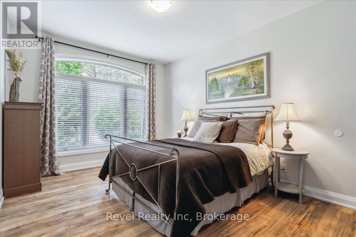 59 Trout Lane, Tiny, ON - Indoor Photo Showing Bedroom