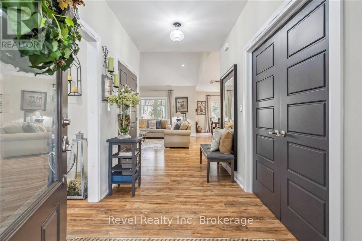 59 Trout Lane, Tiny, ON - Indoor Photo Showing Other Room