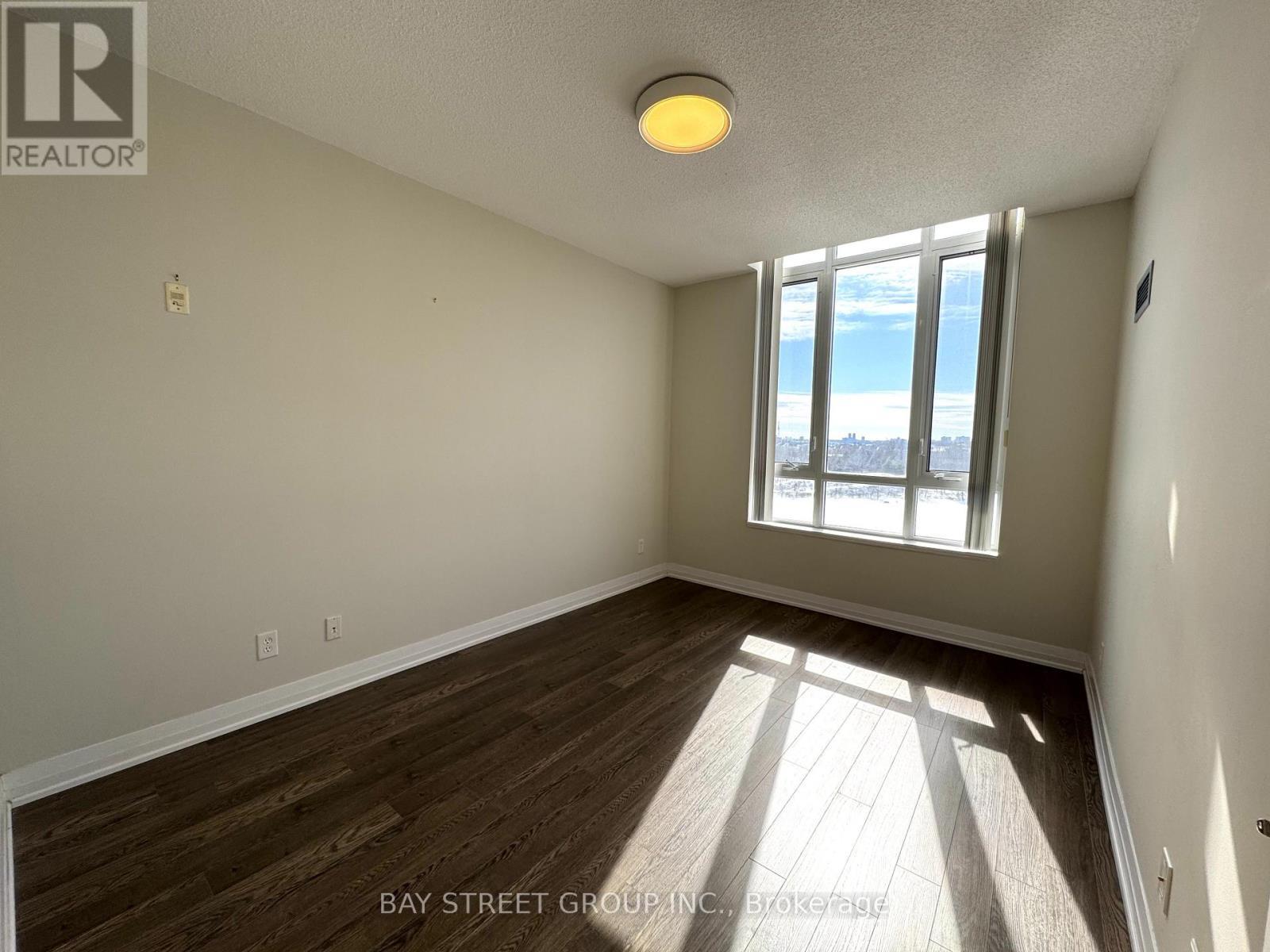 Ph05 - 7373 Kennedy Road, Markham, ON - Indoor Photo Showing Other Room