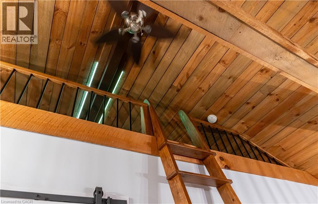 329 Main Street W, Hamilton, ON - Indoor Photo Showing Other Room