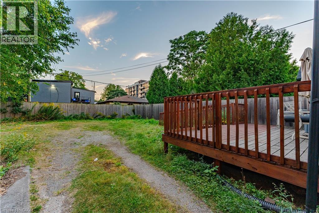 329 Main Street W, Hamilton, ON - Outdoor