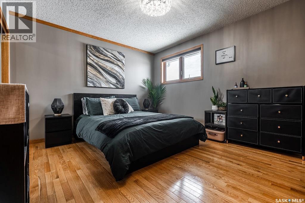 326 Bornstein Crescent, Saskatoon, SK