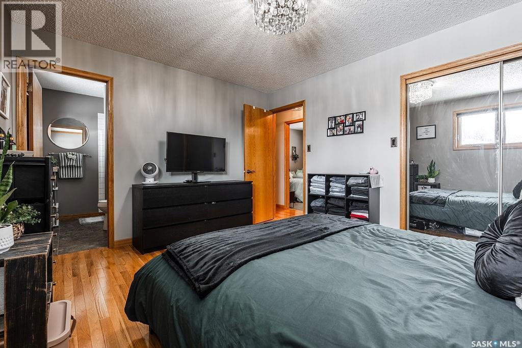 326 Bornstein Crescent, Saskatoon, SK