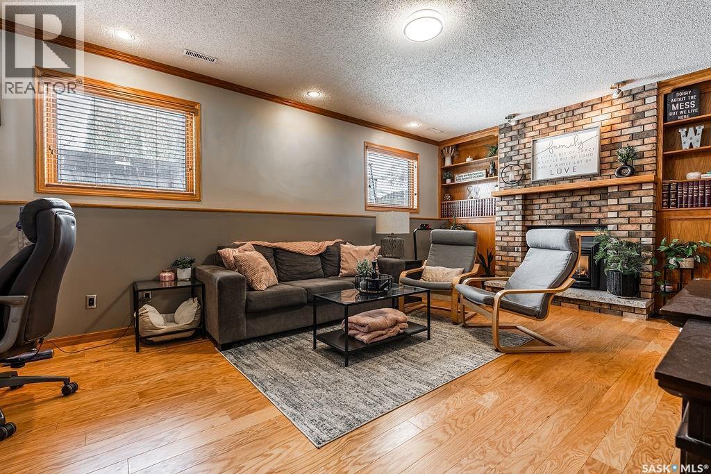 326 Bornstein Crescent, Saskatoon, SK