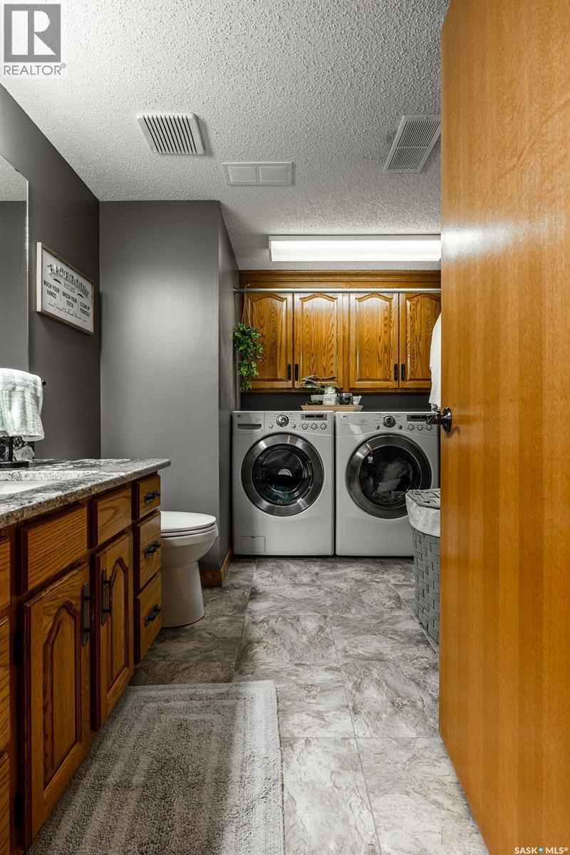 326 Bornstein Crescent, Saskatoon, SK