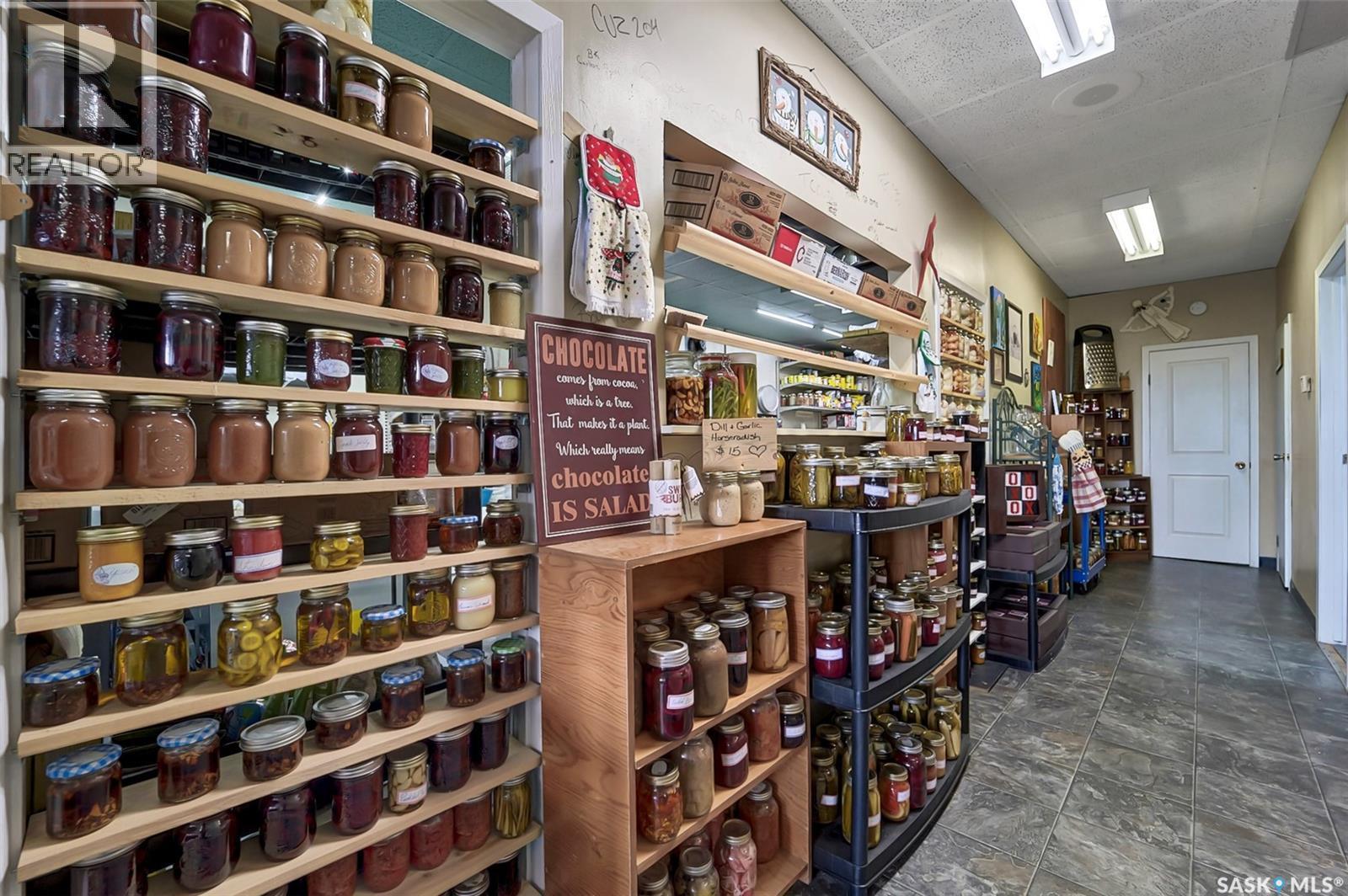 113 Railway Avenue W, Watson, SK