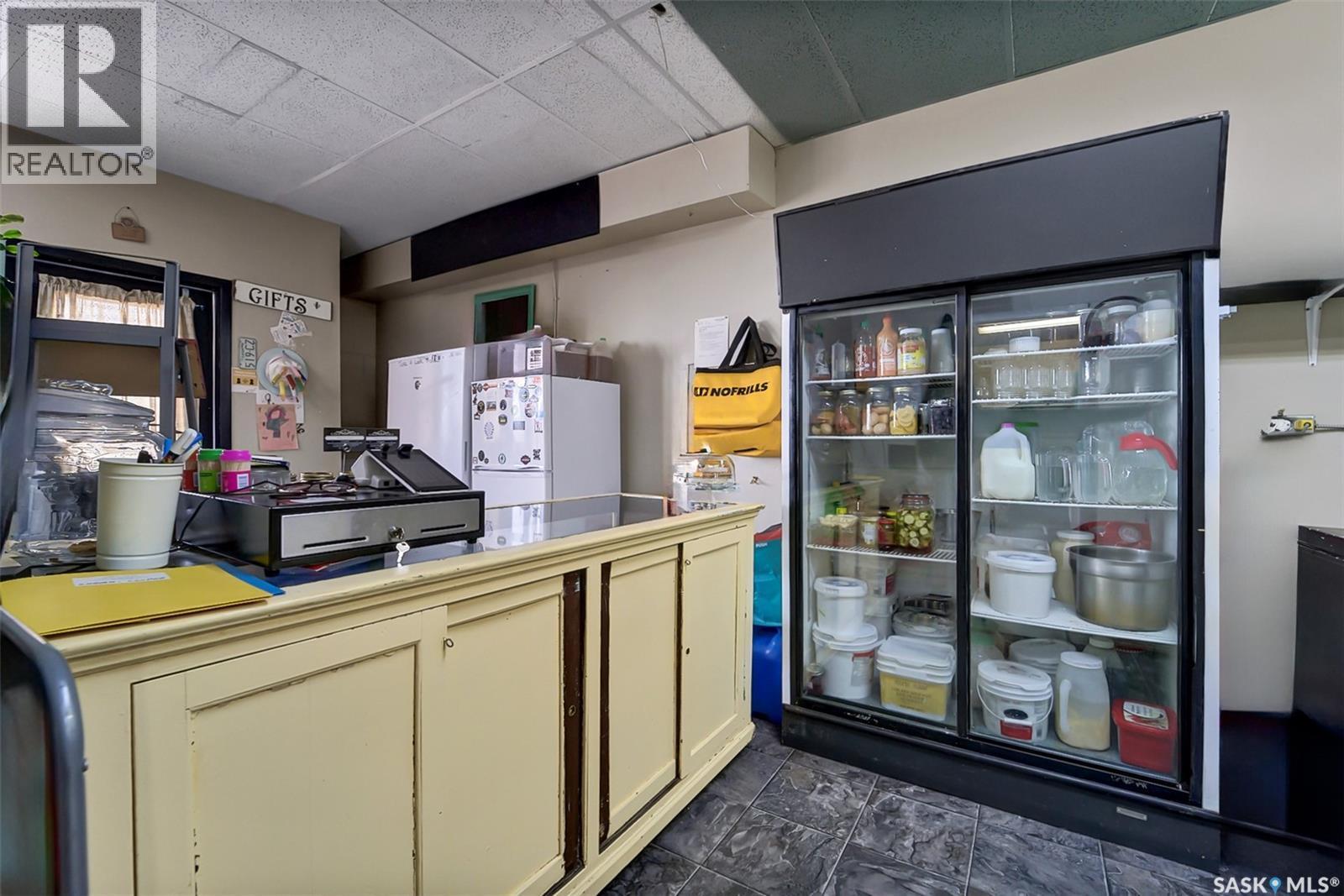 113 Railway Avenue W, Watson, SK