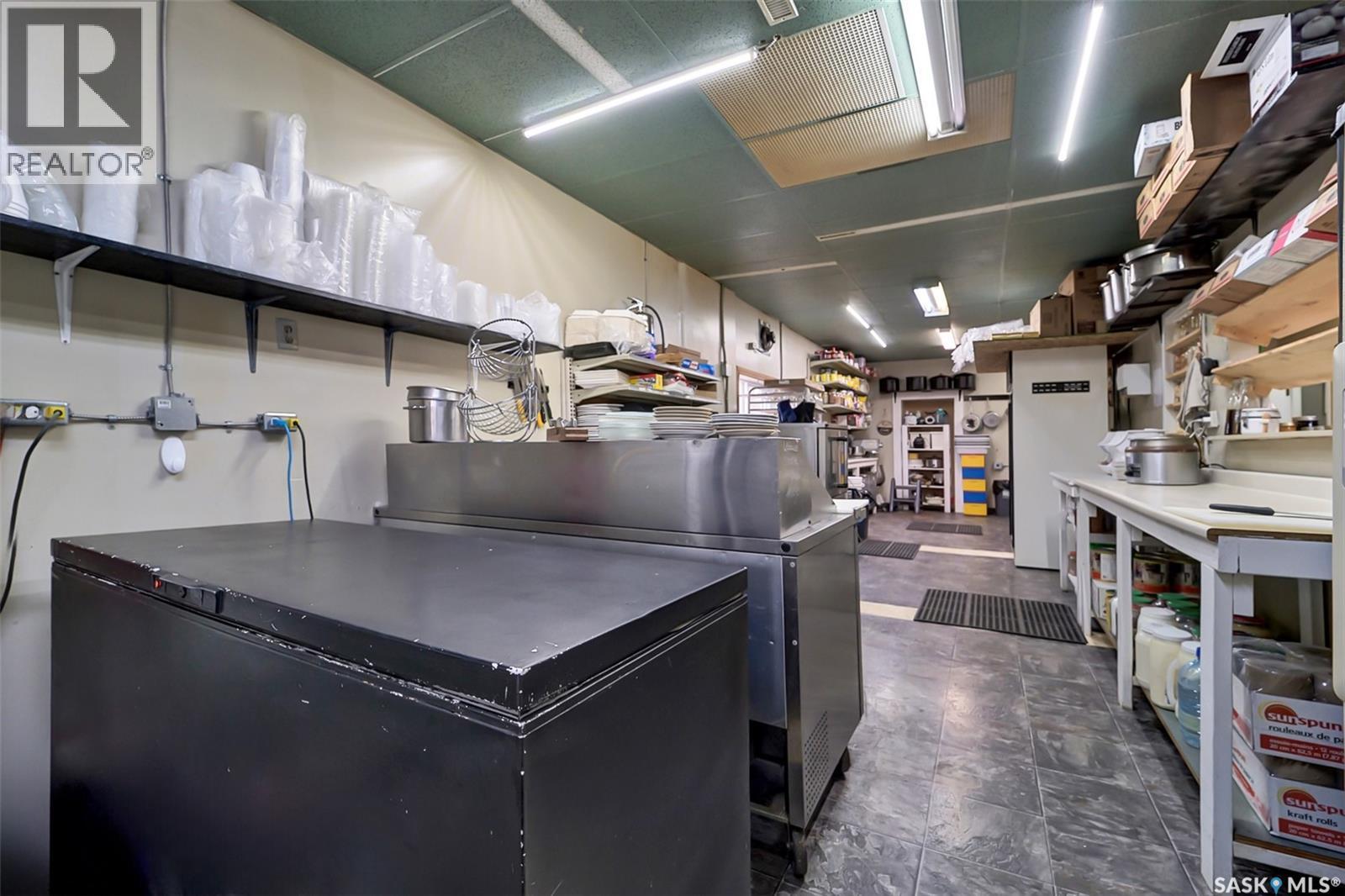 113 Railway Avenue W, Watson, SK