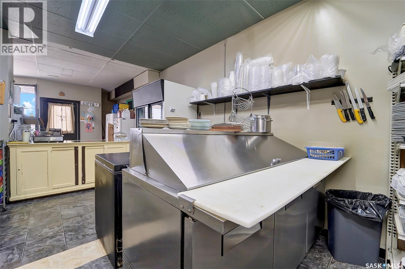 113 Railway Avenue W, Watson, SK