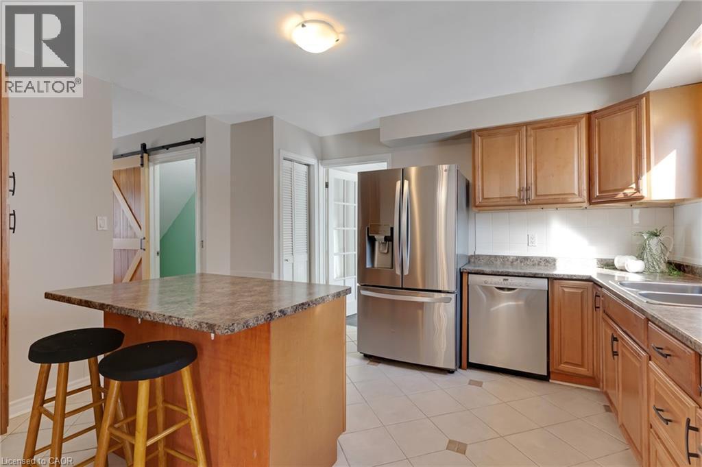 41 Delavan Drive, Cambridge, ON - Indoor Photo Showing Kitchen