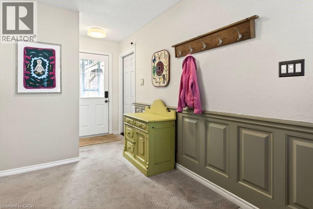 36 Hanover Place, Hamilton, ON - Indoor Photo Showing Other Room