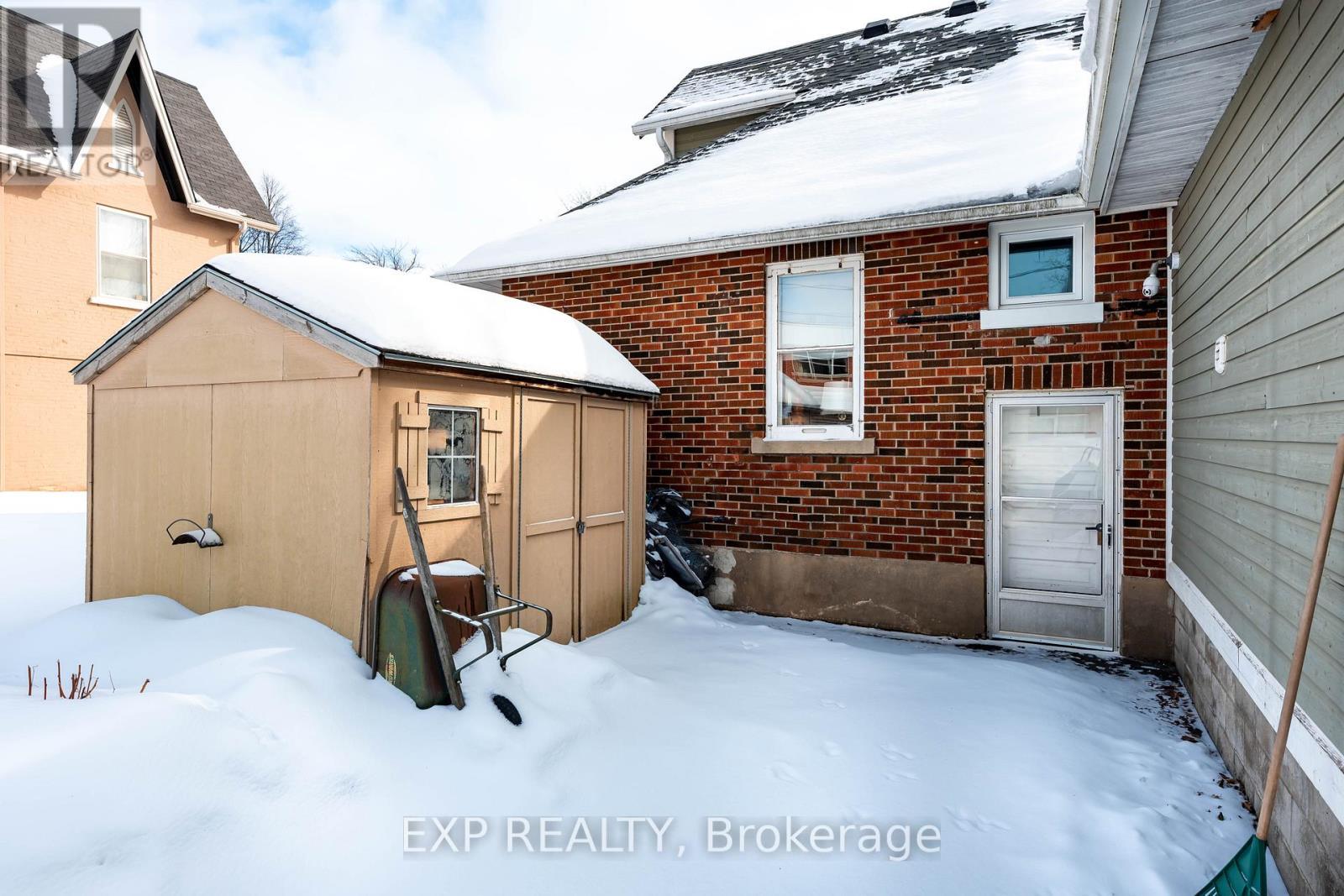 314 Main Street E, Shelburne, ON - Outdoor With Exterior