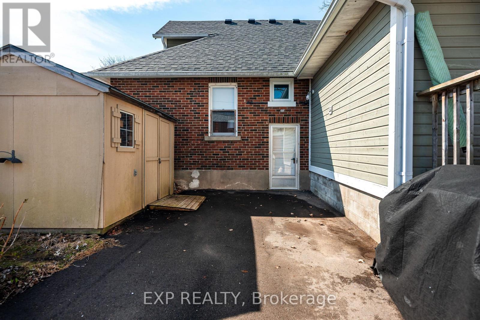 314 Main Street E, Shelburne, ON - Outdoor With Exterior