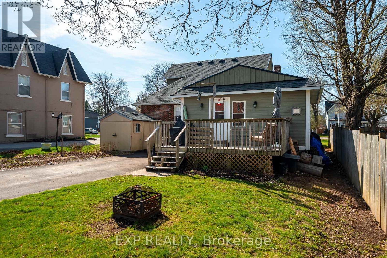 314 Main Street E, Shelburne, ON - Outdoor With Deck Patio Veranda