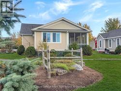 107 - 2 BUTTERNUT LANE Prince Edward County, ON K0K 1P0
