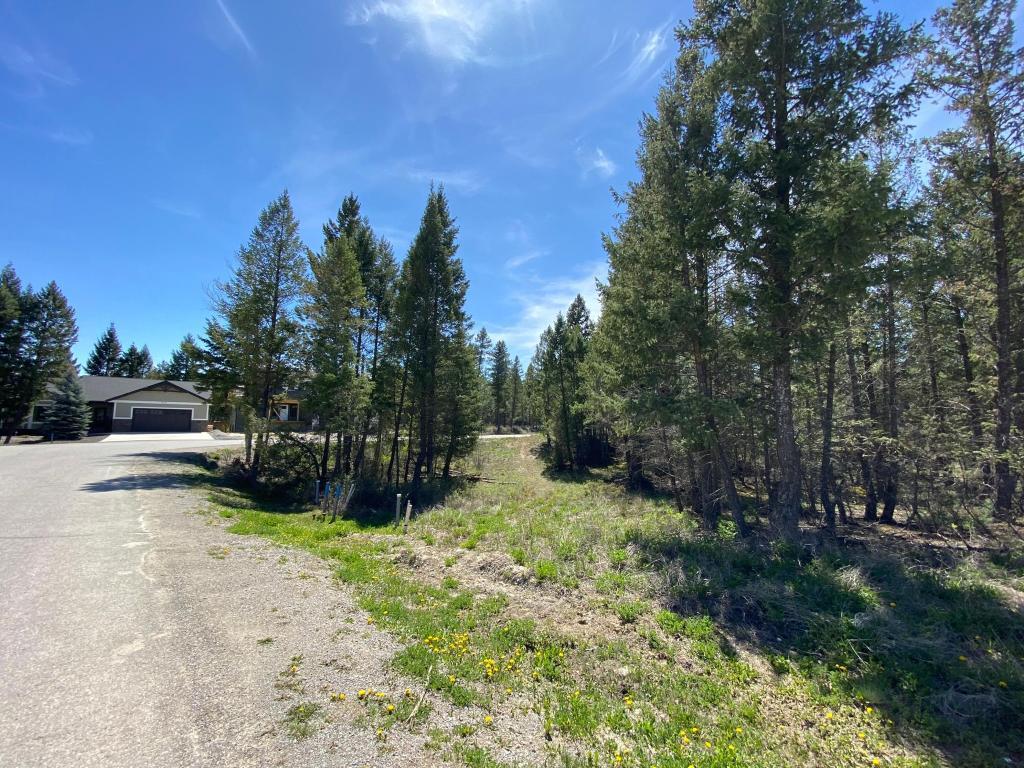 Copper Point Way, Windermere, BC - Outdoor