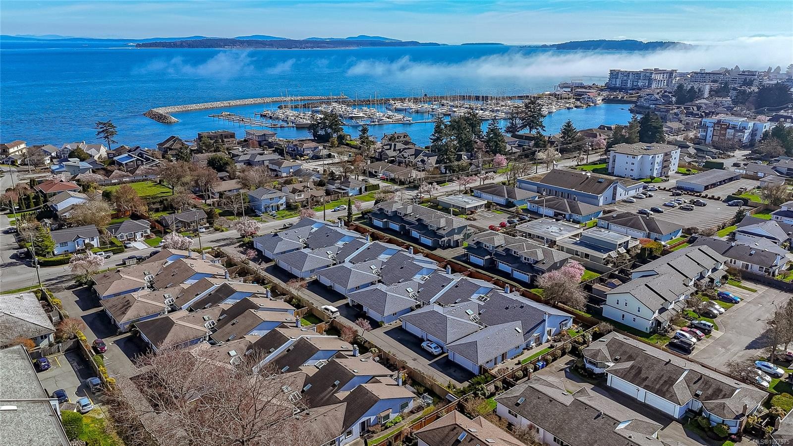 5-10084 Third St, Sidney, BC