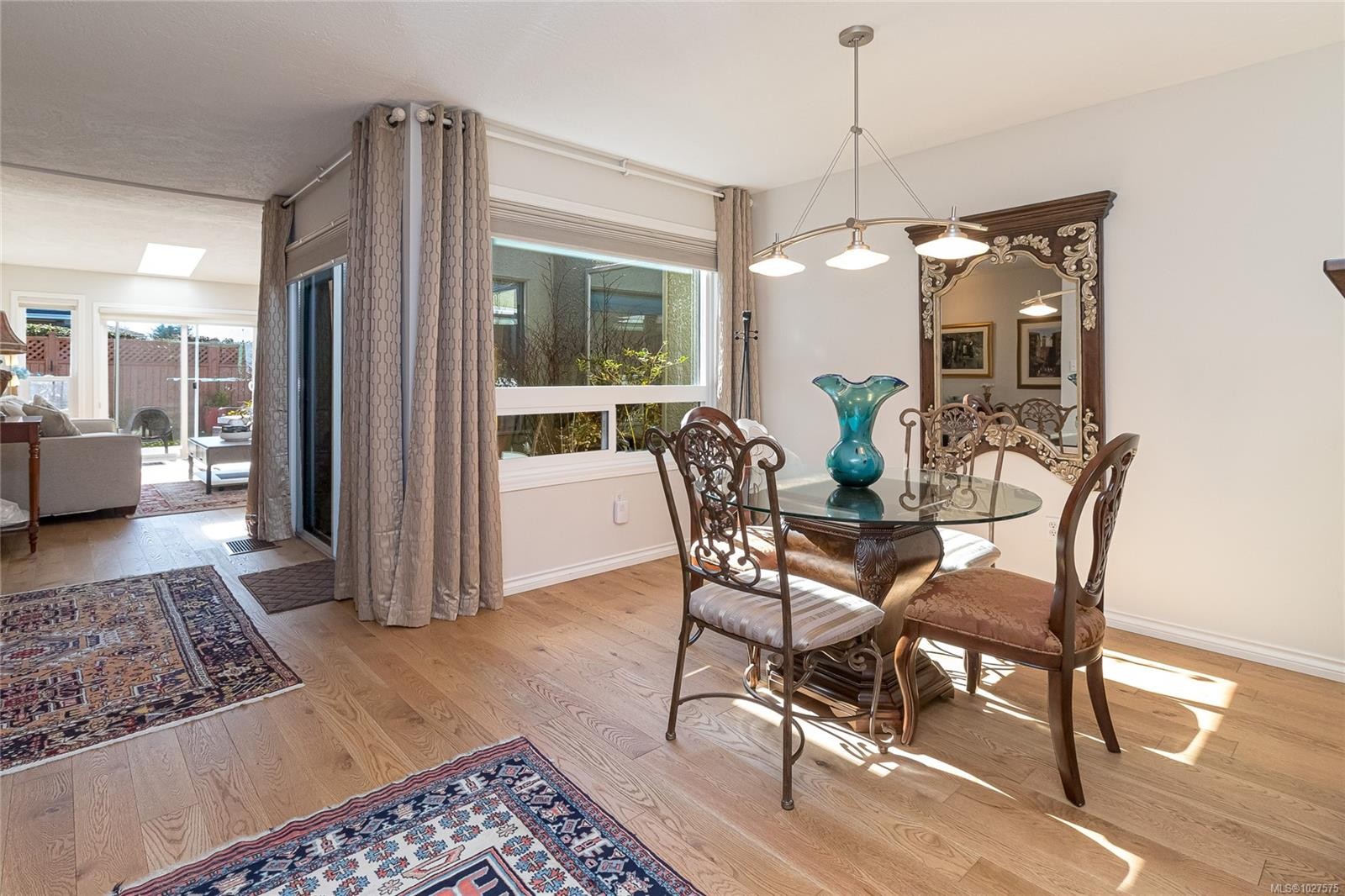 5-10084 Third St, Sidney, BC