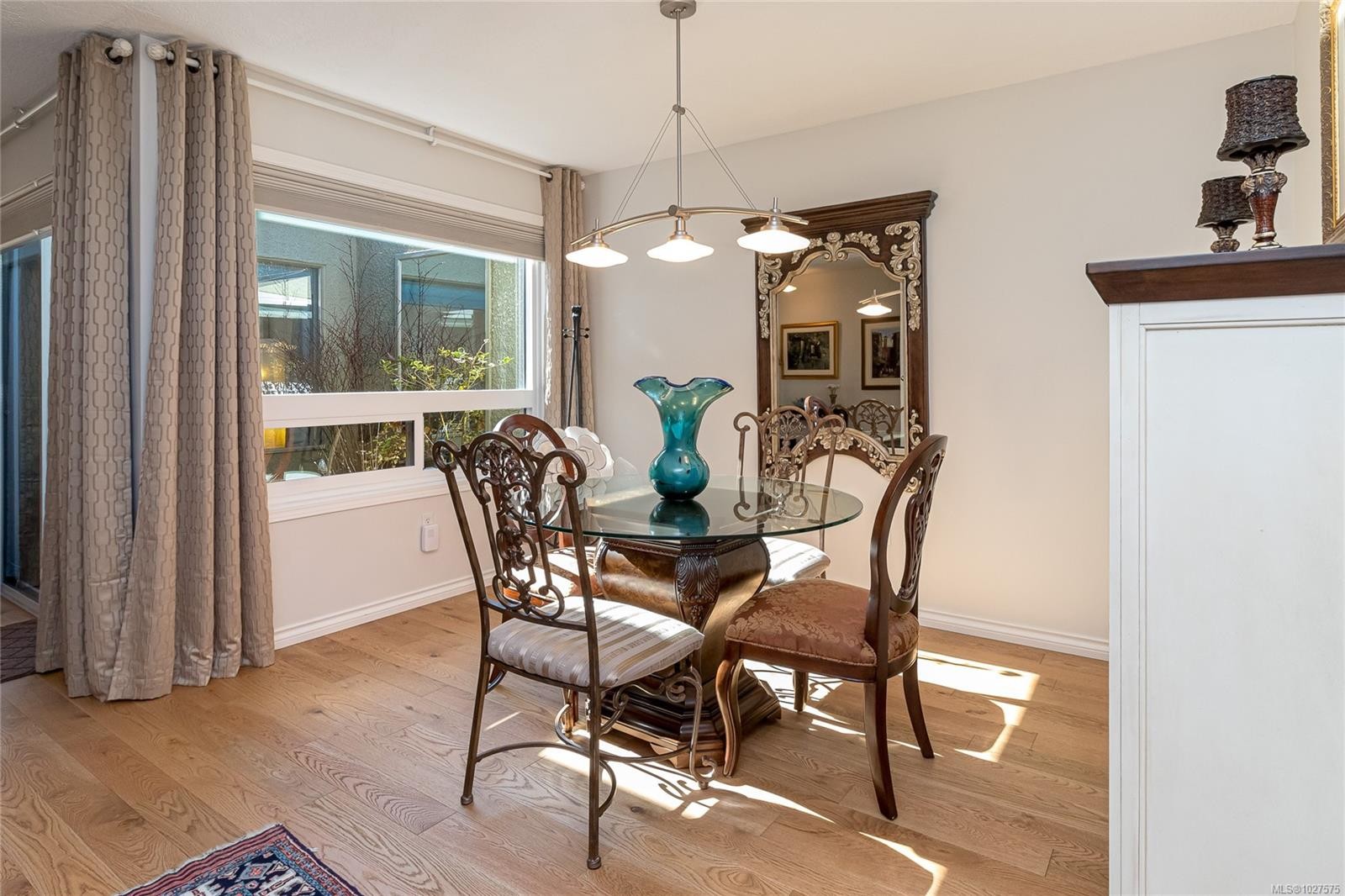 5-10084 Third St, Sidney, BC