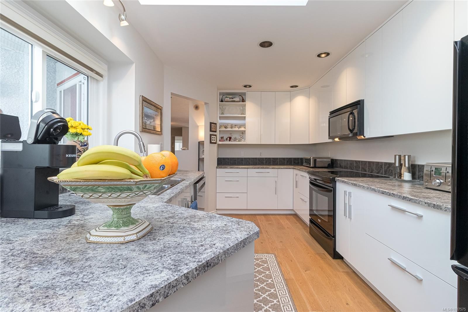 5-10084 Third St, Sidney, BC