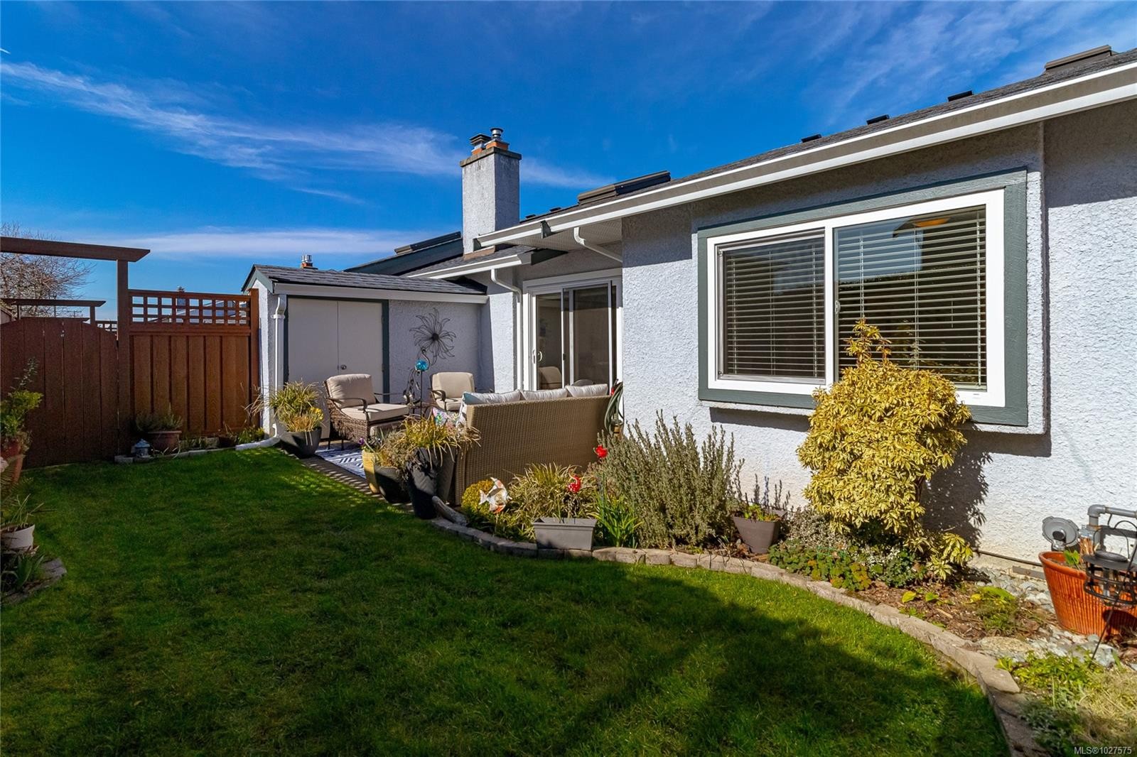 5-10084 Third St, Sidney, BC