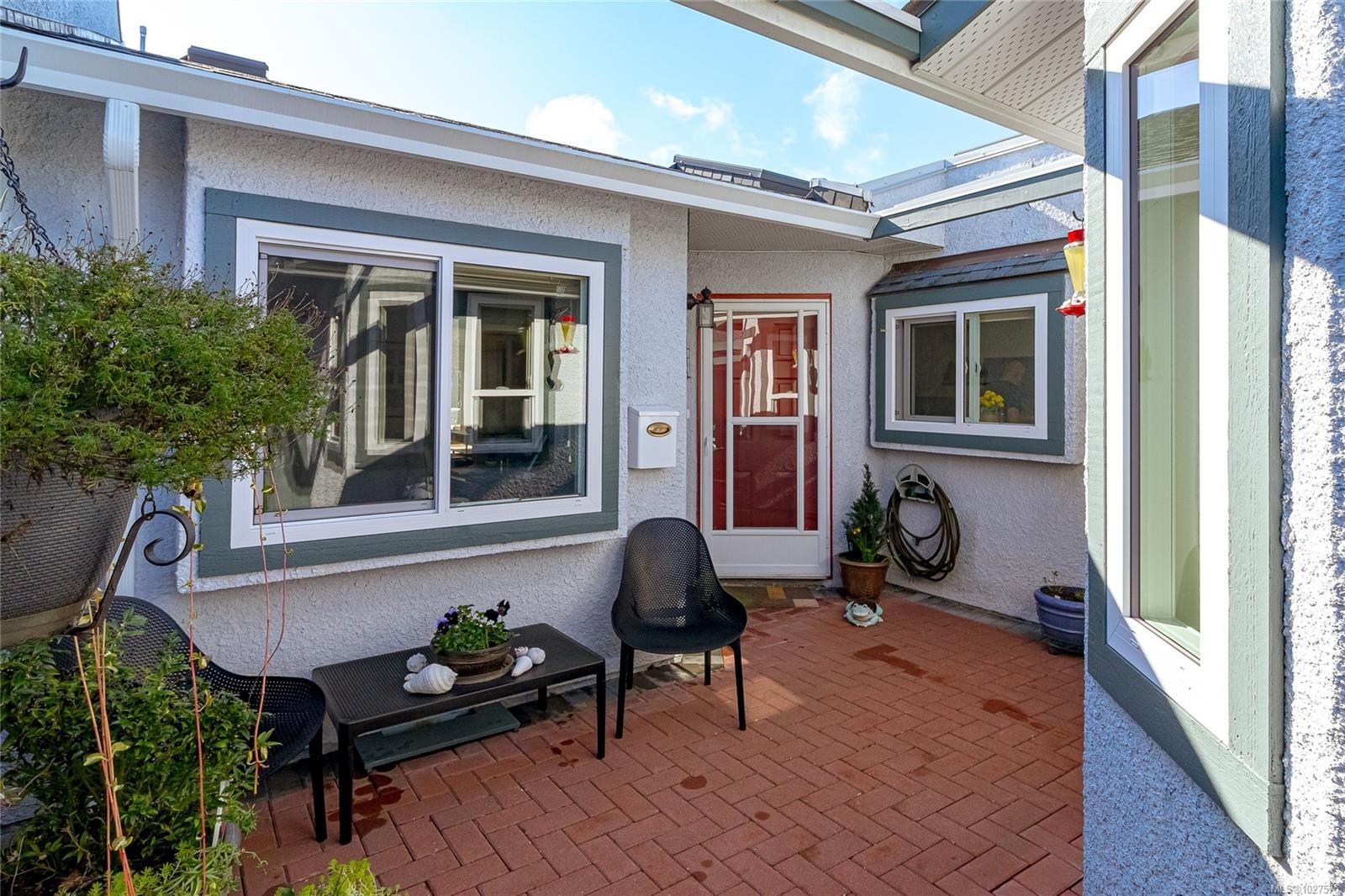 5-10084 Third St, Sidney, BC