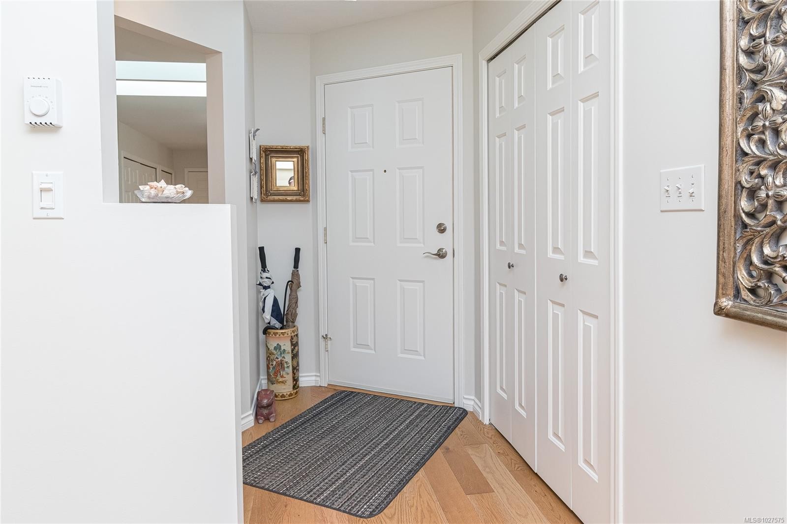 5-10084 Third St, Sidney, BC